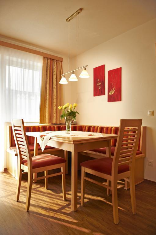 Appartements Bergblick 플라차우 객실 사진