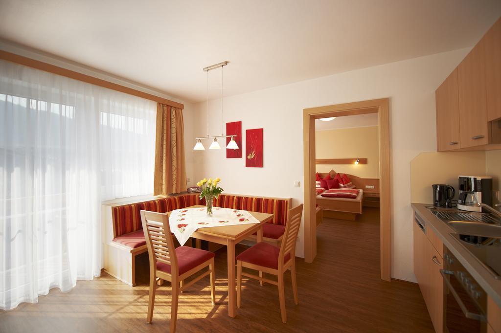Appartements Bergblick 플라차우 객실 사진